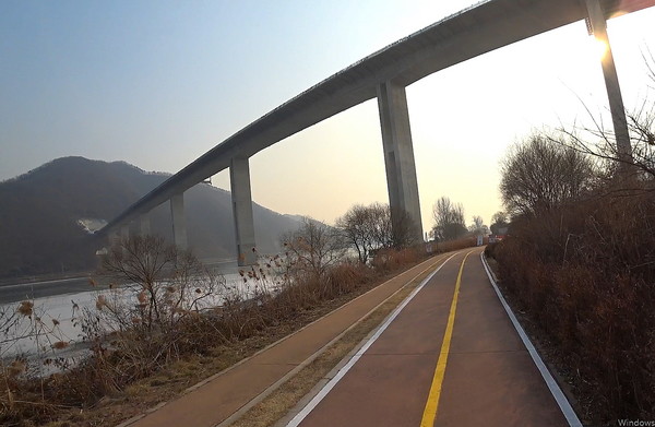 어마어마하게 높은 제2서울외곽순환고속도로 조안대교(23년 12월 개통) 